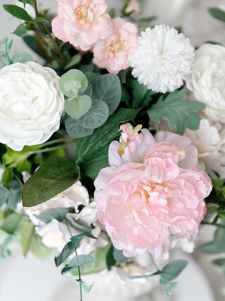 Blumen-Risse, Blumenversand, Kunstblumen-Seidenblumen, Kunstblumenstrauss-in-Vase-Detail