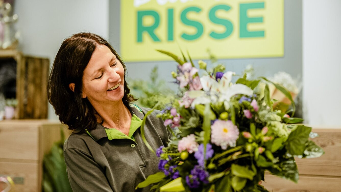 Blumen-Risse, Karriere, Blumenstrauss