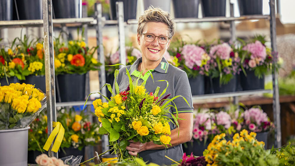 Blumen-Risse, Service, Lieferhinweise, Gelb, Gruen, Grau, Blumen, Straeusse-binden, Blumenversand, Blumen-liefern, versenden 