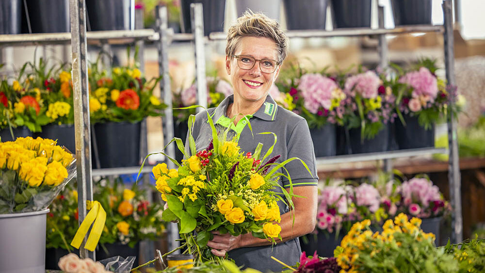 Blumen-Risse, Service, Lieferhinweise, Gelb, Gruen, Grau, Blumen, Straeusse-binden, Blumenversand, Blumen-liefern, versenden 