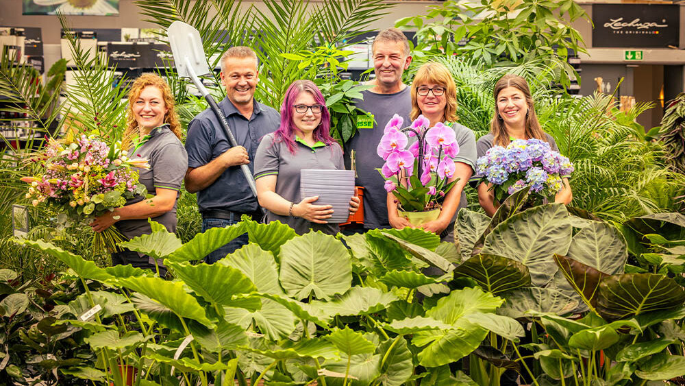 Blumen-Risse, Karriere, Gruen, Grau, Blau, Rot, Rosa, Florist, Gaertner, Abteilungsleiter, Kaufmaennischer, Mitarbeiter, Arbeiten-bei-blumen-Risse