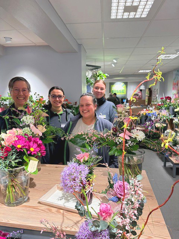 Neues Glücksgefühl nach Umbau in BergischGladbach Blumen Risse